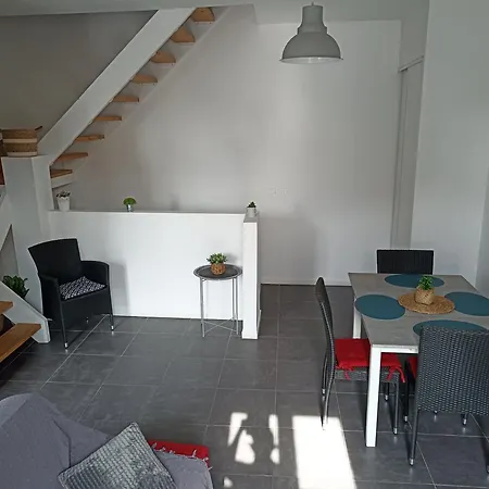 別荘 Jolie Maison Au Centre Du Village グリュイッサン