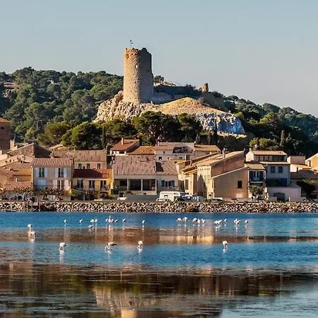 Jolie Maison Au Centre Du Village * Gruissan
