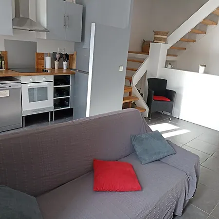 Holiday home Jolie Maison Au Centre Du Village