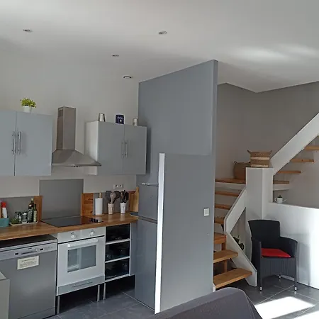 Prázdninový dům Jolie Maison Au Centre Du Village *