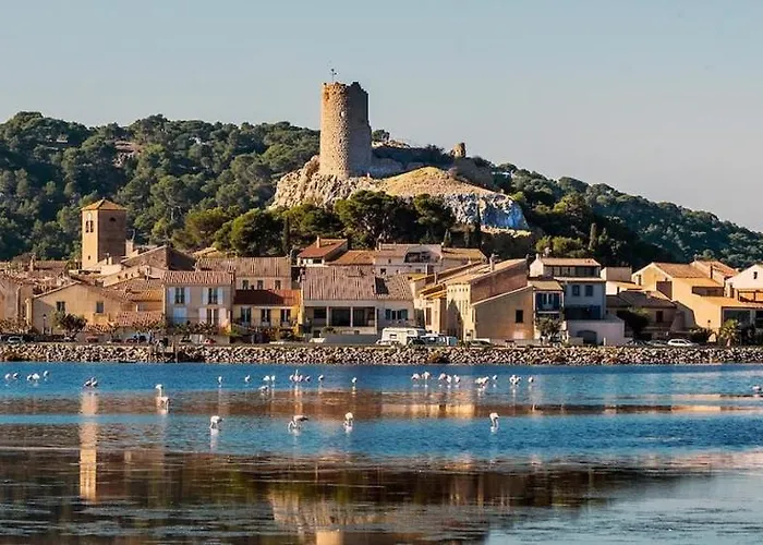 Jolie Maison Au Centre Du Village * Gruissan