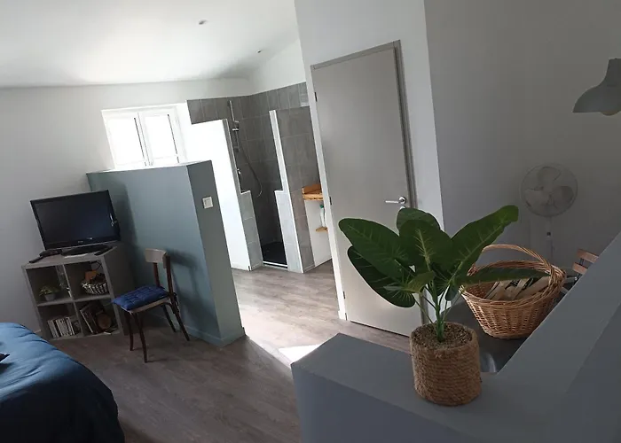 Jolie Maison Au Centre Du Village Holiday home Gruissan